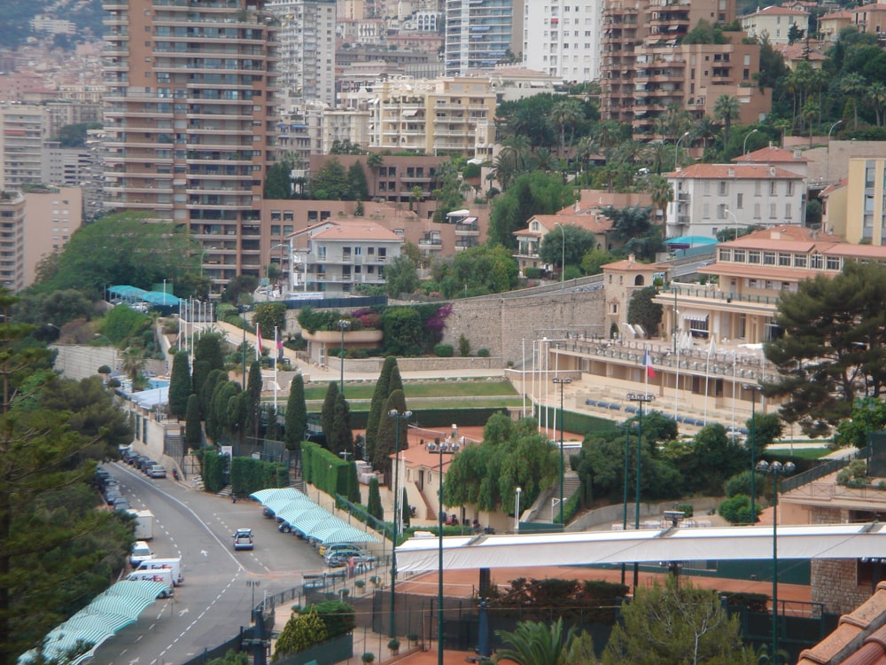 Country - costruzione di un edificio residenziale