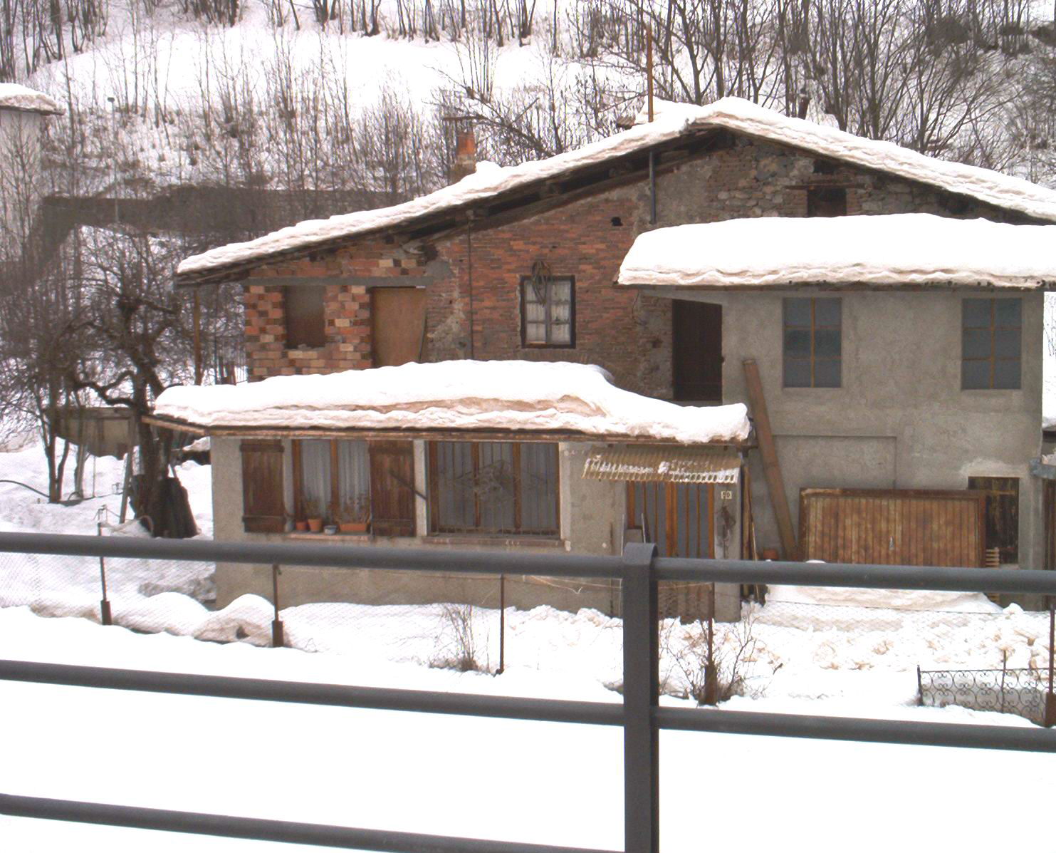 Martinet - Costruzione di un vecchio mulino in un edificio residenziale