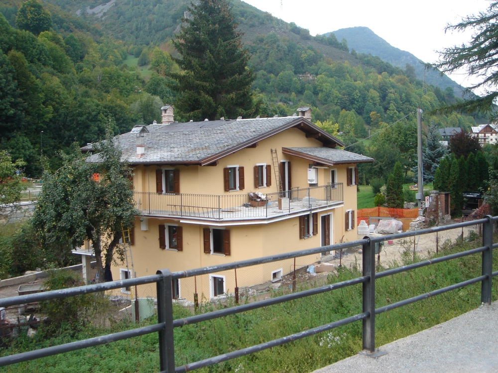 Martinet - Costruzione di un vecchio mulino in un edificio residenziale