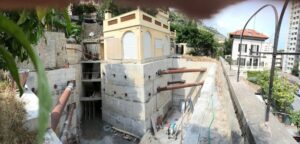 Realizzazione di un Garage interrato su due livelli con Piscina