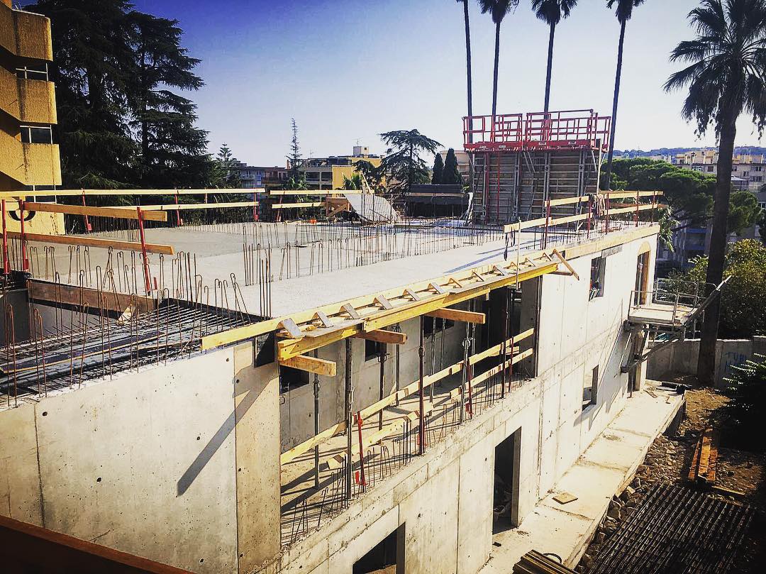 La Palmosa - costruzione di un edificio residenziale