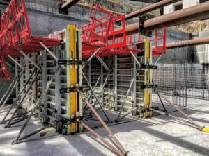 La Palmosa - costruzione di un edificio residenziale