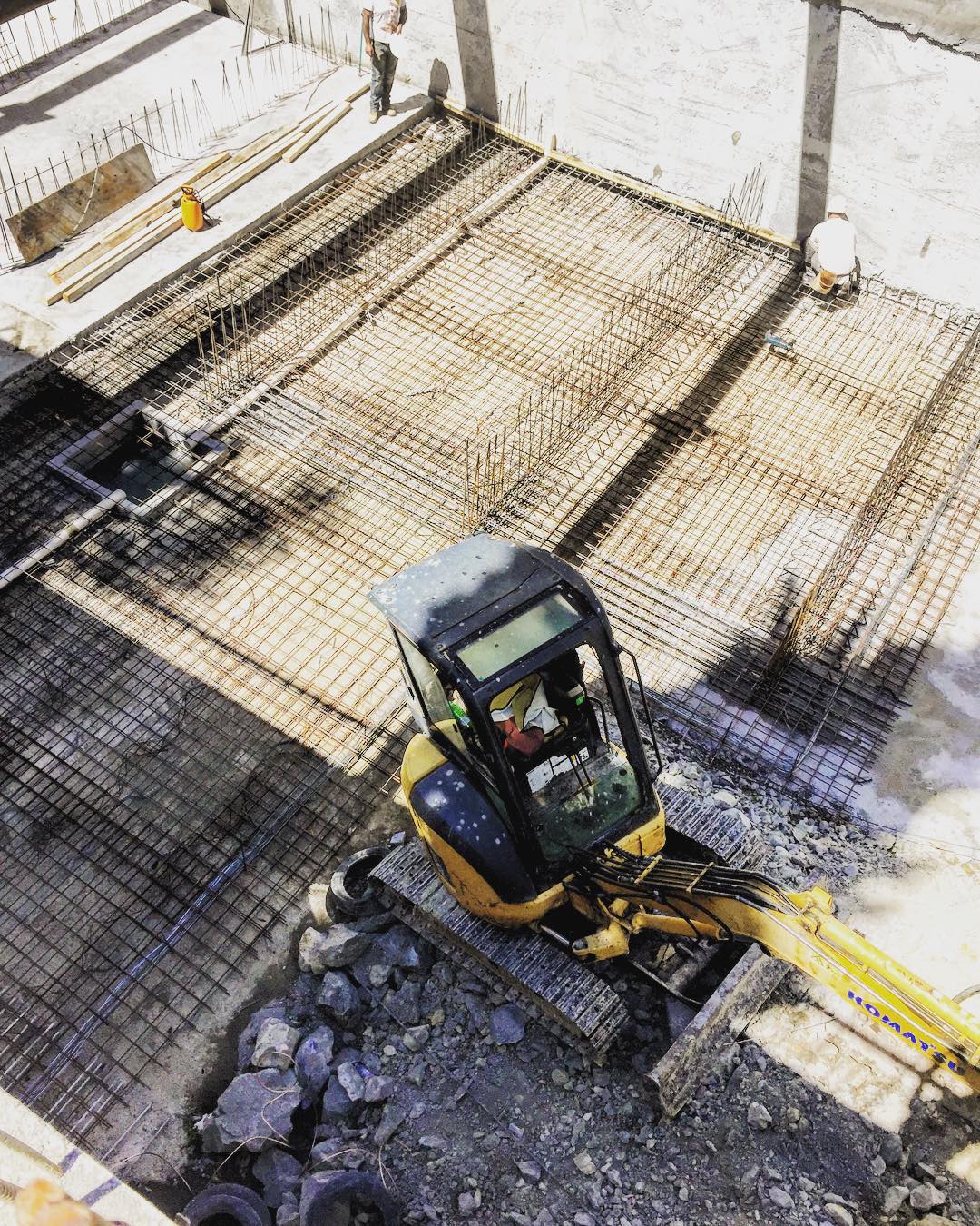 La Palmosa - costruzione di un edificio residenziale