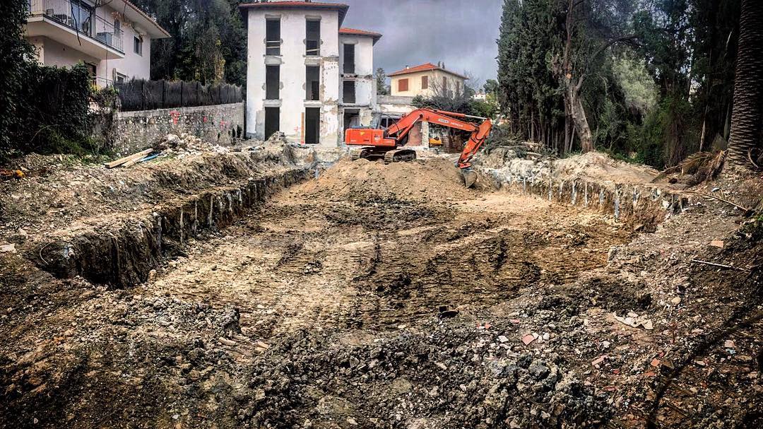 La Palmosa - costruzione di un edificio residenziale